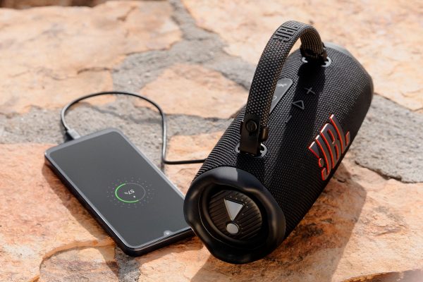 JBL Charge 6 Portable Speaker AI Sound Boost Waterproof-19